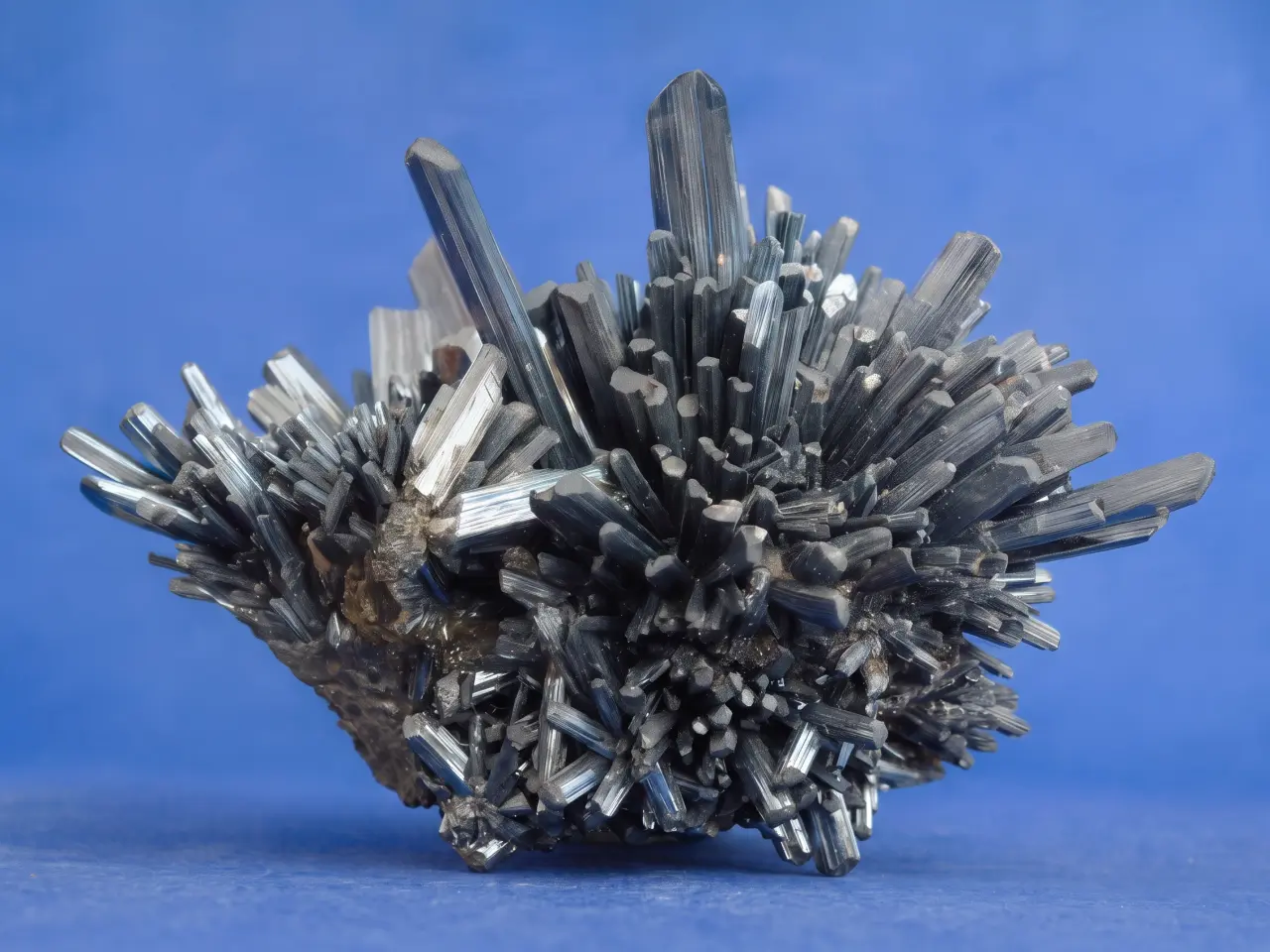 AMG antimoon mineraal