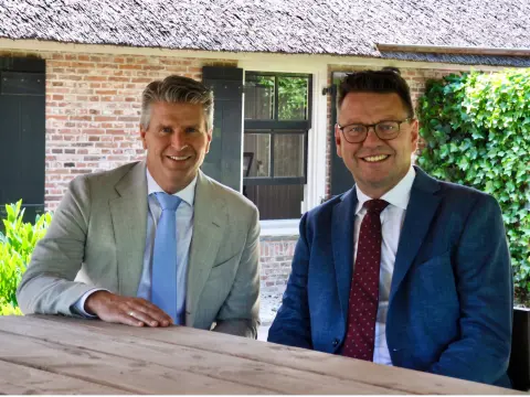Fusie met visie ambassador en wierda vermogensbeheer bundelen hun krachten