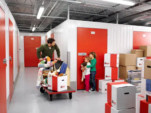 Self storage